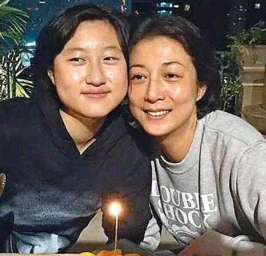 小龙女吴卓林结婚，任达华老婆,本文共（5253字）