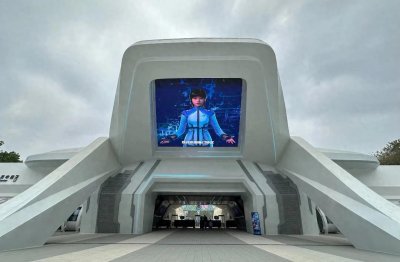 ​广州南湖游乐园焕新回归：科幻主题乐园开启沉浸式奇幻之旅