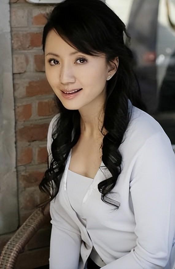 50岁以上的25位女明星（明明是50岁大妈的年纪）(58)