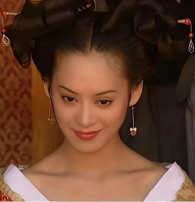 50岁以上的25位女明星（明明是50岁大妈的年纪）(35)