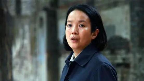 吕丽萍第一任老公为什么离婚（60岁吕丽萍太不幸）(12)