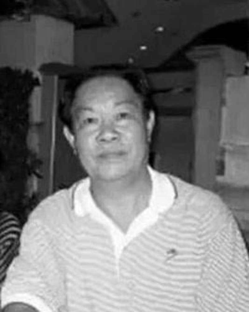 马化腾一家四口图片 马化腾家庭情况介绍