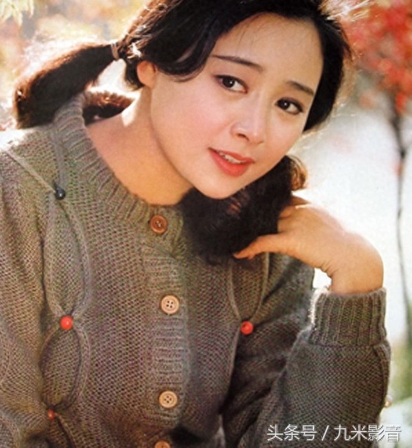 电影演员张瑜的一组怀旧美照，你觉得印象最深的是哪一张