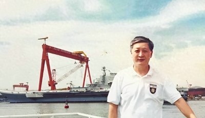 95年,那个花1亿买航母送给祖国后宣布破产的山东商人,如今怎样