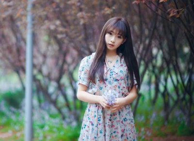 何曼婷和许嵩有什么关系? 何曼婷公开diss徐嵩又瘦又