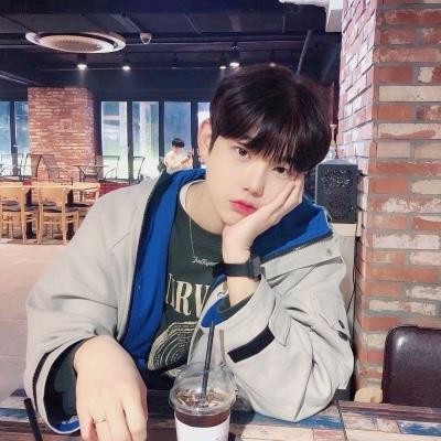 韩国男生头像高清帅气