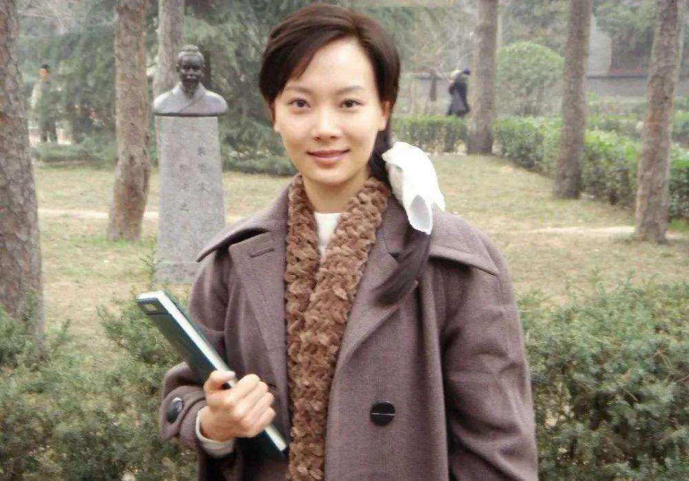 陈数:惨遭前夫劈腿,二婚钢琴家赵胤胤,为了继子决定不生孩子