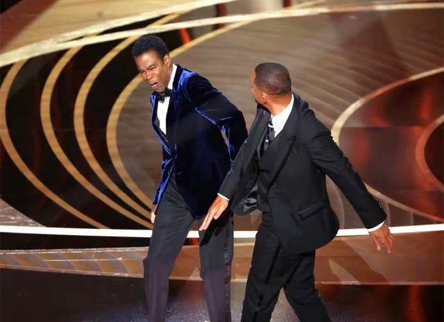 张东健将为玄彬孙艺珍婚礼祝词(3月最后一天好热闹)(24)