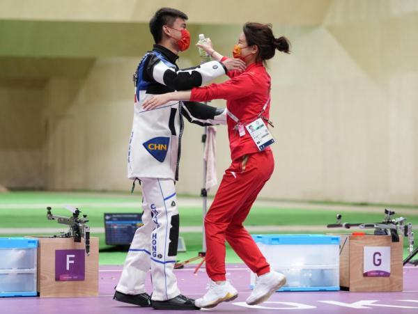 张常鸿奥运成绩(一场关于金牌的完美接力)(7)