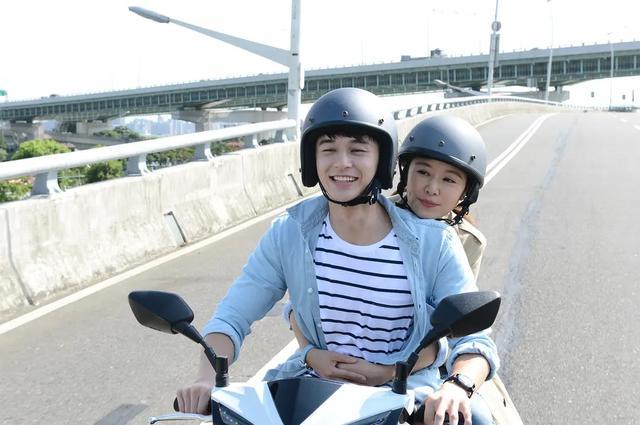 推荐几部怎么谈恋爱的电视剧（盘点8部大女当嫁的都市剧）(15)