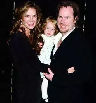 迈克尔杰克逊整容(13岁风靡全美拒绝迈克尔)(22)