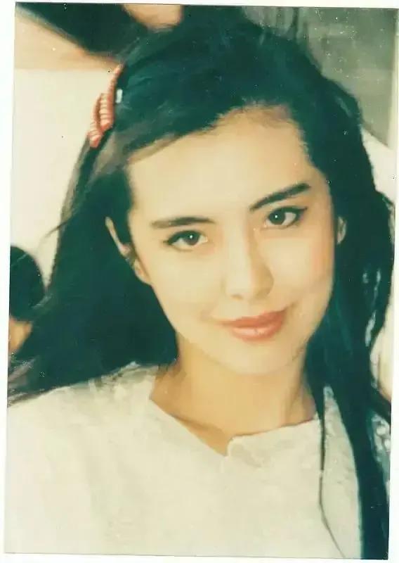 迈克尔杰克逊整容(13岁风靡全美拒绝迈克尔)(9)