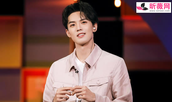 周峻纬老婆是谁 周峻纬老婆长什么样