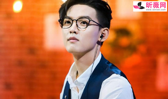 周峻纬老婆是谁 周峻纬老婆长什么样