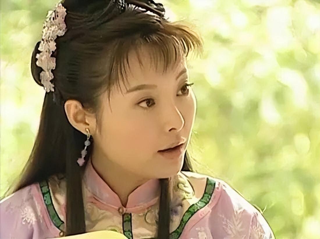 袁立现在怎样了(51岁袁立近况)