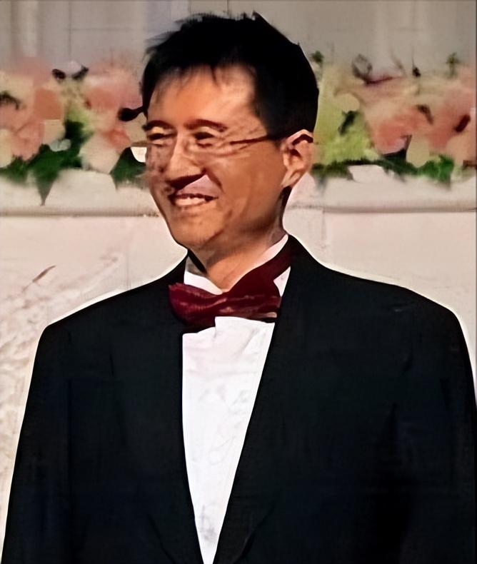 袁立现在怎样了(51岁袁立近况)