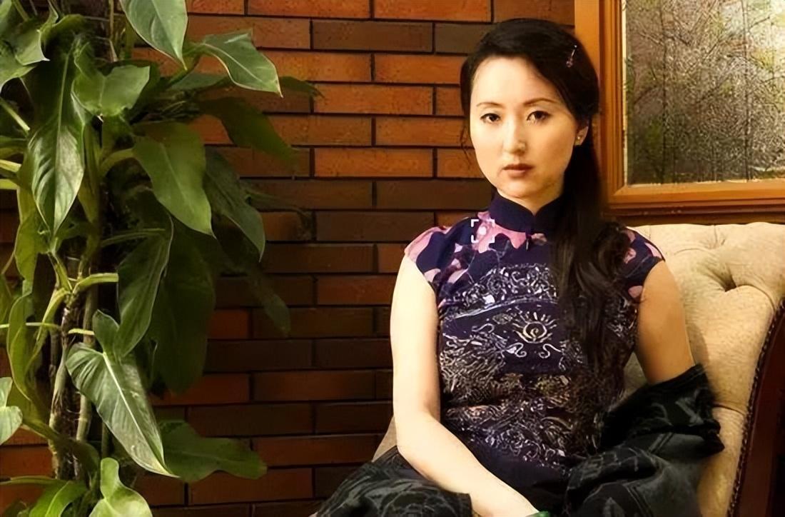 郝彤的最新消息(陈晓旭的丈夫郝彤现状)