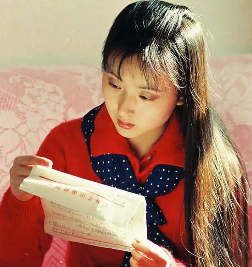 郝彤的最新消息(陈晓旭的丈夫郝彤现状)