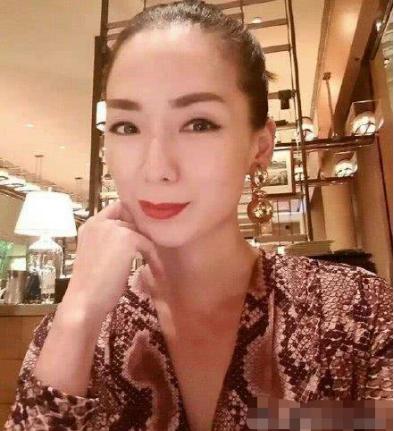 郑秀珍电视剧(她曾是新加坡四大美女之一)(13)