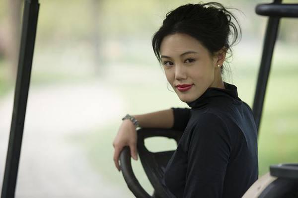 王姬58岁全家近照(王姬为养儿子34)(12)