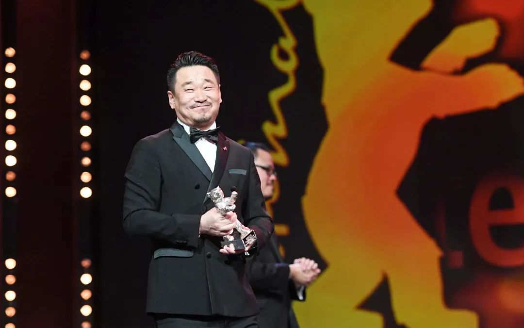 地久天长到底是一部什么电影（地久天长的主演是哪些）