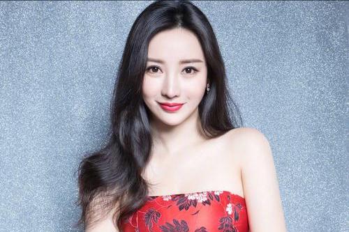 柳岩伴娘事件发生了什么事（伴娘门事件后柳岩终于）(10)