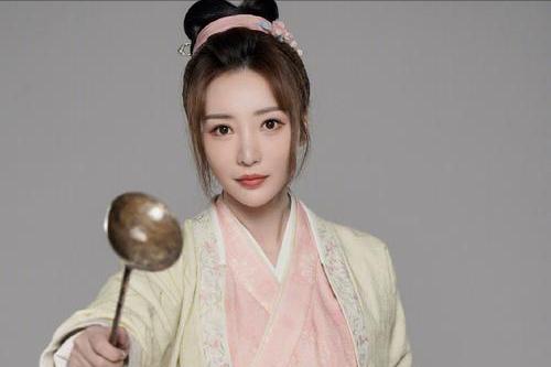 柳岩伴娘事件发生了什么事（伴娘门事件后柳岩终于）(8)