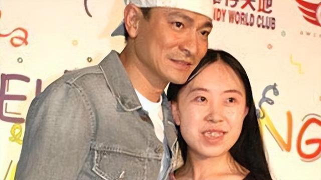 刘德华怎么和朱丽倩结婚的（刘德华一生与八个女人纠缠）(10)