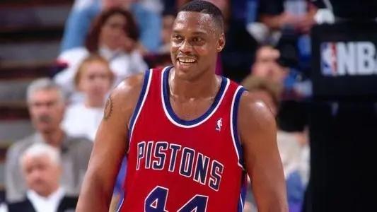 乔丹公牛时期3个名人堂球员（NBA球员谈虎色变活塞的）(5)