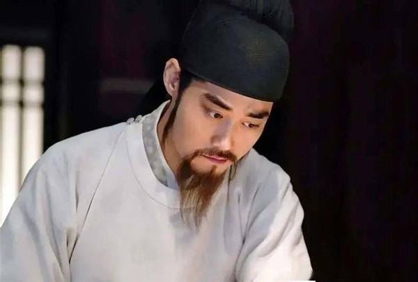 张若虚：出生于唐朝的诗人，仅有两首诗存世，却盖过大唐众多诗人