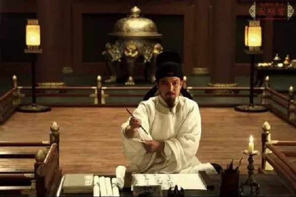 张若虚：出生于唐朝的诗人，仅有两首诗存世，却盖过大唐众多诗人