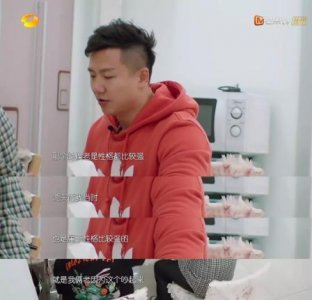 ​陈一冰回母校教书，谁记得他结婚时与何雯娜的互动？对错早见分晓