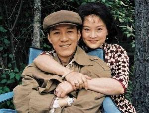 65岁梁丹妮跳6年芭蕾，小8岁的冯远征宠她26年，晒出舞照优雅美丽