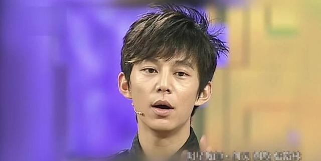 何炅有多牛《快乐大本营》因为他的档期问题,调整了播出时间!