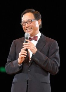 ​冷面笑匠“许冠文”“导编演”的六大经典喜剧电影，值得观看