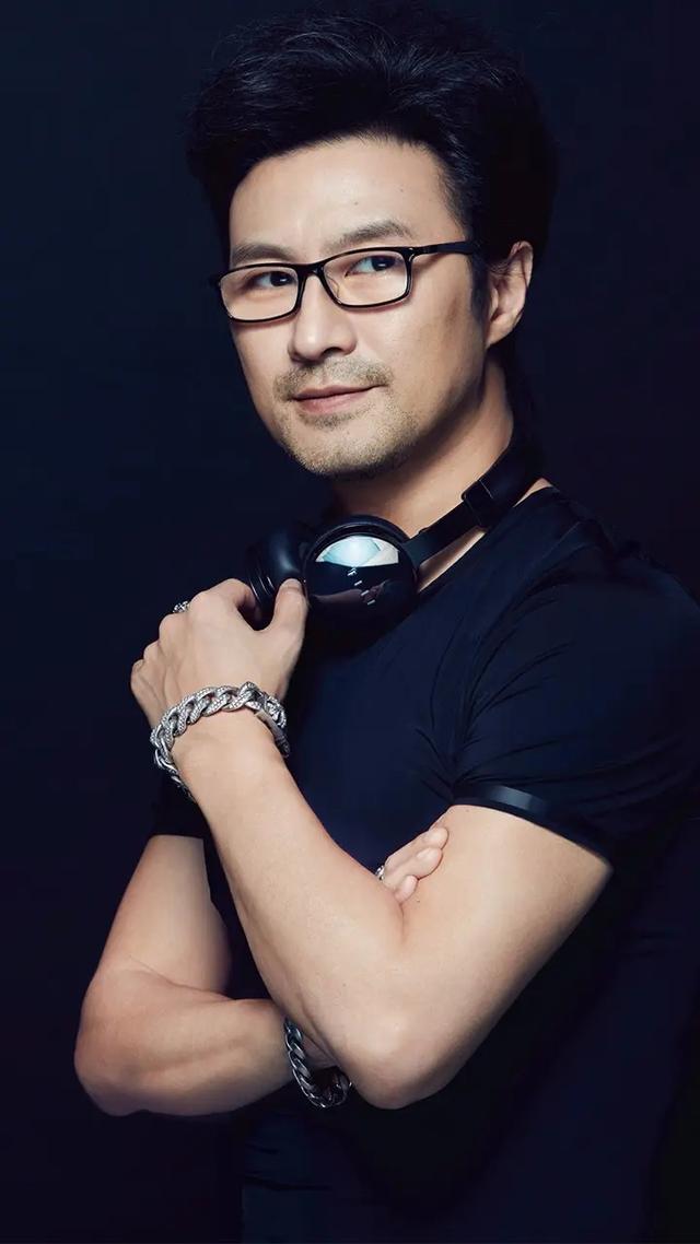 汪峰为什么唱歌好听（汪峰真的是大陆音乐的半壁江山吗）(4)