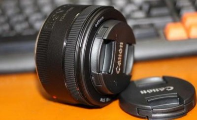 ​广角变焦镜头哪款适合人像（拍人像首选镜头）