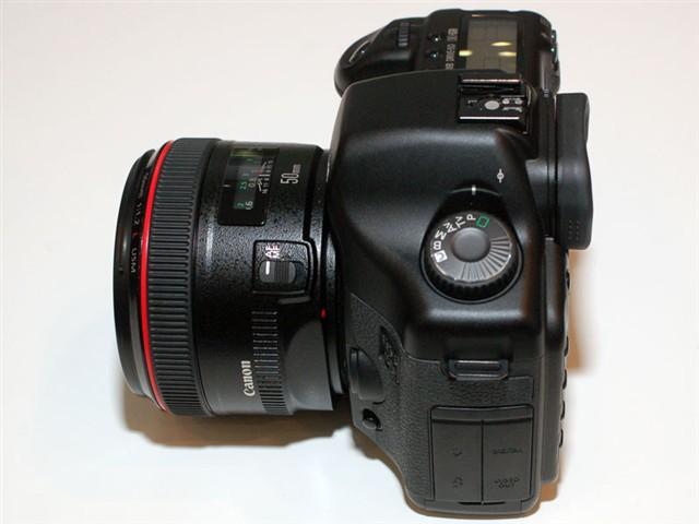 广角变焦镜头哪款适合人像（拍人像首选镜头）(2)