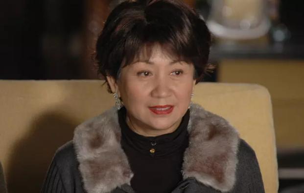 新《倚天》里的张三丰是形体艺术大师，这8版张真人也都身怀绝技