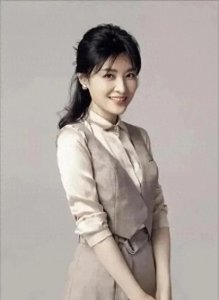 ​中国著名女主持人周涛