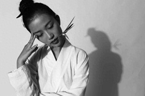 杨氏太极拳六代传人,80后美女叶泳湘的太极风尚