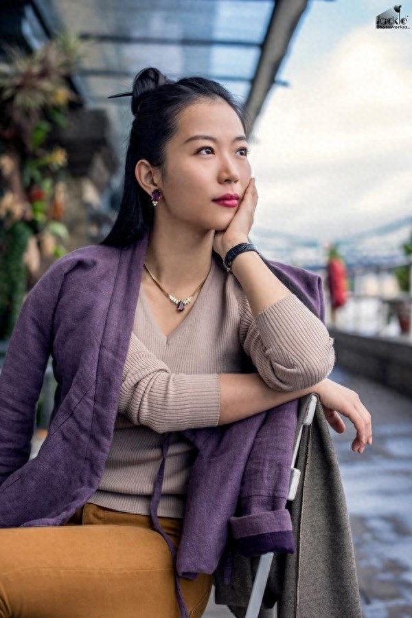 杨氏太极拳六代传人,80后美女叶泳湘的太极风尚