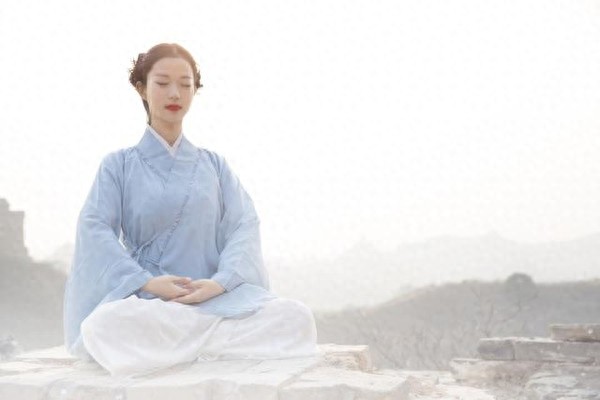 杨氏太极拳六代传人,80后美女叶泳湘的太极风尚