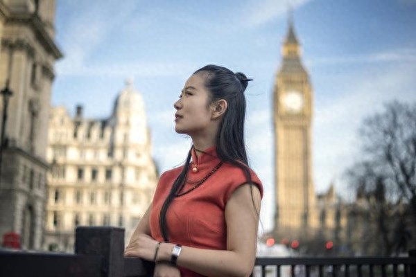 杨氏太极拳六代传人,80后美女叶泳湘的太极风尚