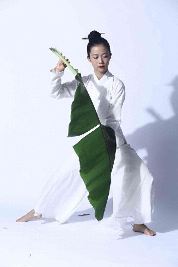 杨氏太极拳六代传人,80后美女叶泳湘的太极风尚