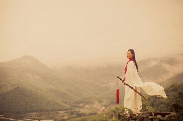 杨氏太极拳六代传人,80后美女叶泳湘的太极风尚