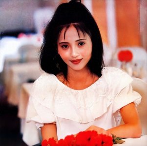 ​演员陶慧敏：嫁给初恋男友，婚后恩爱几十年，女儿比她还要漂亮