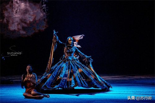 外国人指导中国文化，武汉《汉秀》怎么样？一张门票最贵2699元