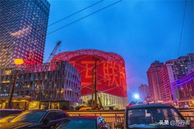 ​外国人指导中国文化，武汉《汉秀》怎么样？一张门票最贵2699元