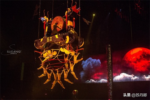 外国人指导中国文化，武汉《汉秀》怎么样？一张门票最贵2699元